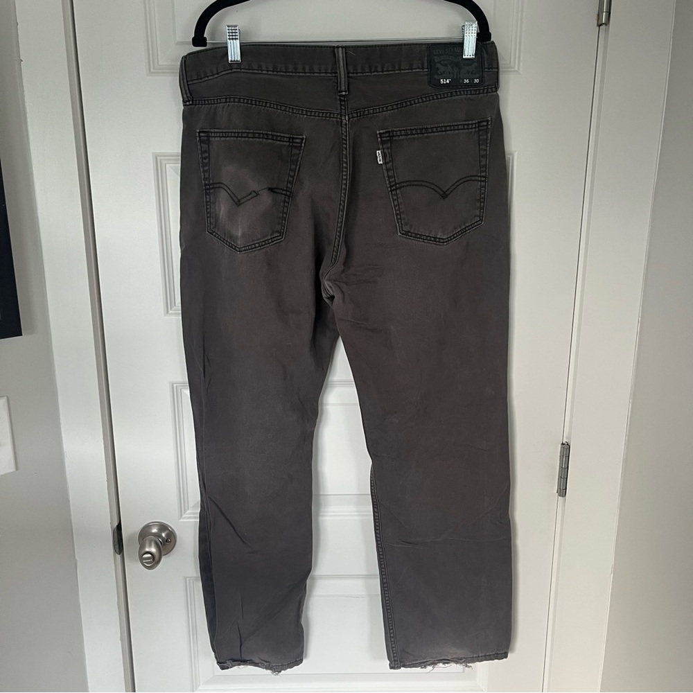 Levi’s 514 Jeans - Picture 2 of 4